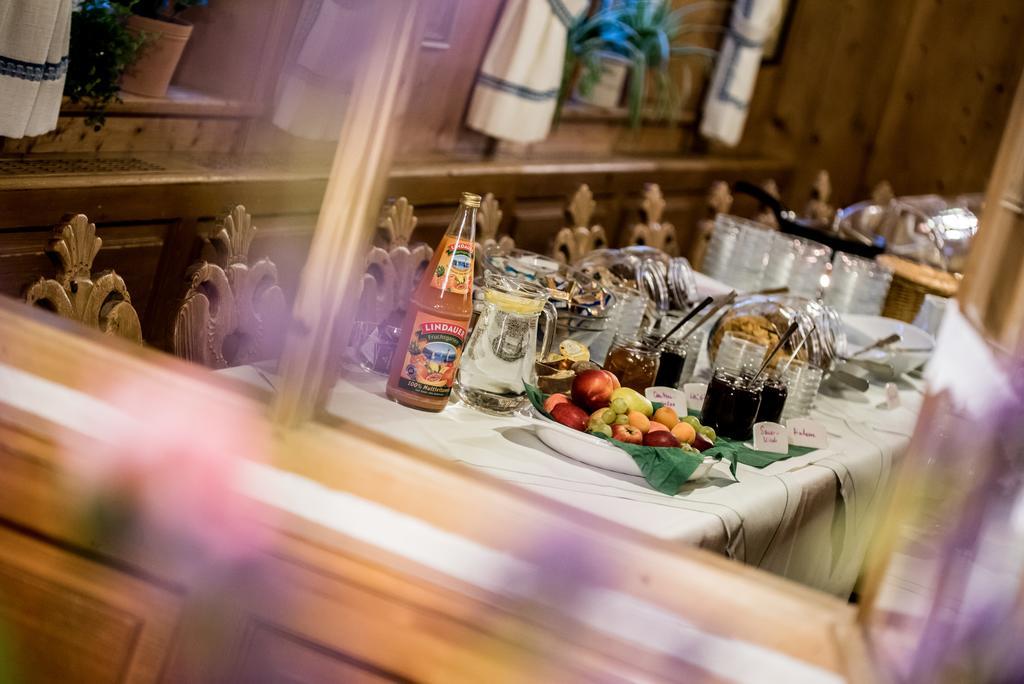 לינדאו Hotel-Gasthof Adler חדר תמונה